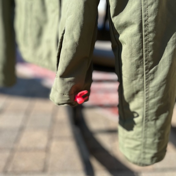 WOMENS HOLLISTER BRAND FLEECE LINED WINTER COAT SIZE M - Picture 2 of 16